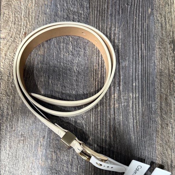 Calvin Klein Beige Leather Belt with Gold Buckle - Picture 9 of 11